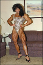 Load image into Gallery viewer, RM 118 - Robin Parker