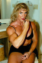 Load image into Gallery viewer, RM 33 - Suzy Hamilton