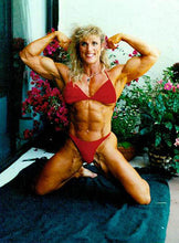 Load image into Gallery viewer, RM 74 - Suzy Hamilton
